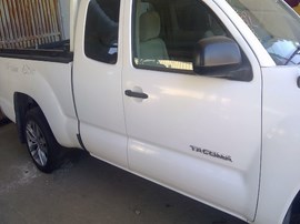 2006 TOYOTA TACOMA, WHITE, EXTD CAB, 2.7L Z25110